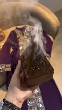 ملابس • تفاصيل ناقصة