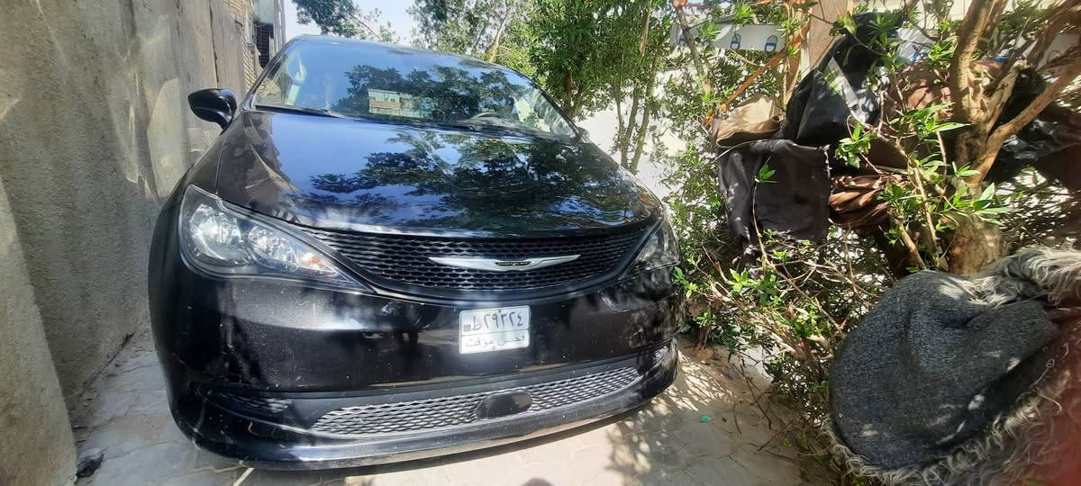 السلام عليكم البيع باسفيكا موديل 23بدون رقم بسمي منفيس بيه قطع صبغ  ابيع هل موجود  العنوان بغداد  الاستفسار *********** خاص مفتوح واتساب مفتوح
