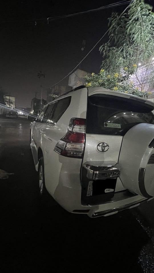 السلام عليكم برادو vx 2014 فول مواصفات لكزز
السياره كفاله عامه 
المواصفات: 
بصمه عدد 2
تبريد كشنات
الكشنات الاماميه كهرباء
حساسات
مقاعد الصف الثالث كهرباء
كشنات جلد
شاشه
شاشه العدادات ليزريه
المرأة الجانبيه شفط 
ستيرن كهرباء
السعر: 325$   3شدات و 25 ورقه
الموقع:بابل-الحله مركز
للأستفسار: ***********

