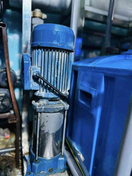 السلام عليكم
عندي محطه أم 1000 لتر بالساعه نظيفه جدآ شركه(ألجزيره)
مع تانكي عدد ٢ سعه 5000 لتر كل واحد 
مع ماطورات ايطاليه/مع ميز ترس دبات/مع ماطور اساله
محطه كامله وجاهزه مكاني بغداد
السعر 4 ملايين وبيها مجال بسيط 
للاستفسار ***********
