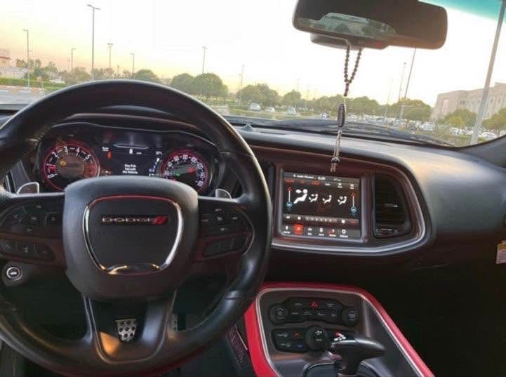 دۆج چالینجەر  ار تي ٢٠٢١
R/T 2021
مەکینە ٨ پستۆن ٥.٧ هیمی
٣ پارچەی پێشی سبوخە شانسی سەکن تەنها تەعدیلە
مواسەفات  سوپەر تراک پاک 
شاشە گەورە . کوشین جلد . گێر لە سوکان . . هتد…
.
رەقەم سەنەوی بەناوکردن غەرامە بە شەرت
.
سعر ١٧٦ وەرەقە و معامەلە
.

***********

جالنجر ٥.٧ هيمي ٢٠٢١
سيارة ثلاث قطعة امامي مصبوخ. شوية شينسي بيها تعديل فقط 
مواصفات . سوبر تراك باك . شاشة جبير . كشانت جلد . شفتات ب ستيرن …..
رقم  سنوية. تحويل غرامات كلها ب شرط
.
سعر ١٧٦ ورقة و بيها مجال 
.

*********** أربيل, العراق
