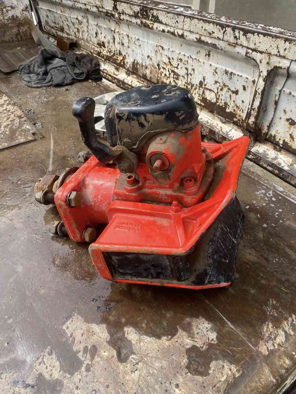 هوك ساحب جدآ نضيف السعر 800 ***********
