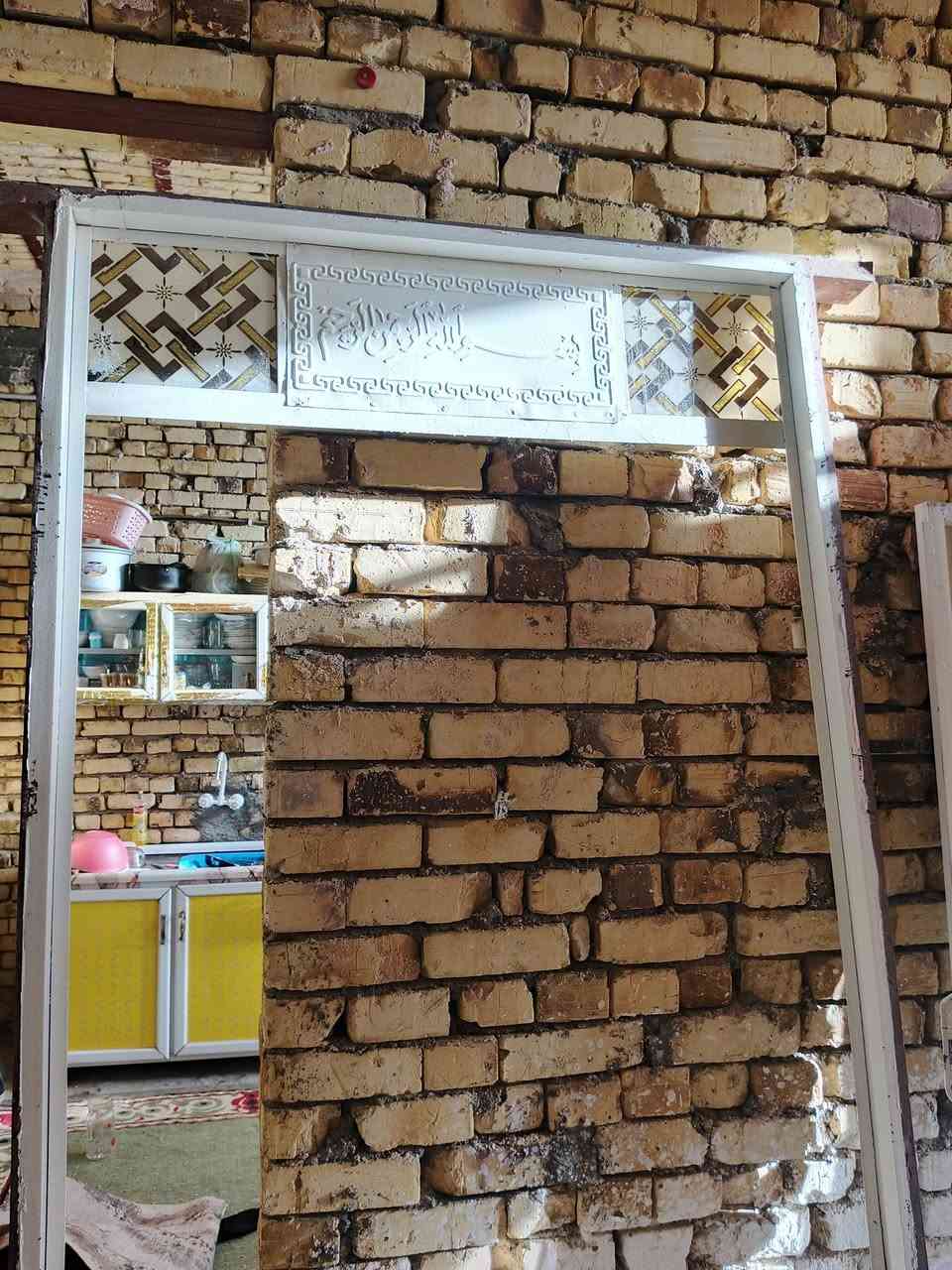 باب للبيع مستخدم قليل طلاكه وربع مكلف بالنشر ***********
