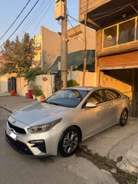 كيا فورتي • شاشة وكاميرا • ٢٠٢٠