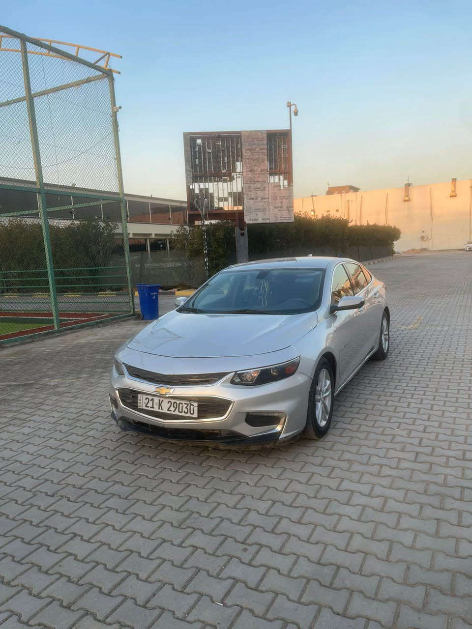 السلام عليكم ماليبو ٢٠١٧ للبيع
كير محرك مبدل جديد على ايدي السياره جديده وسعره مناسب 
مابيهه نقص ان شاءالله جاهزه 

من محرك كير تبريد تدفئه بيهه ٣ قطع صبغ سياره جدا ممتازه رقم سليمانيه تحويل بدون دواخل حبايب 
كبل بأسمك او   السعر ٩٥ وبيهه مجال مكاني بغداد العامريه 
*********** بغداد, العراق
