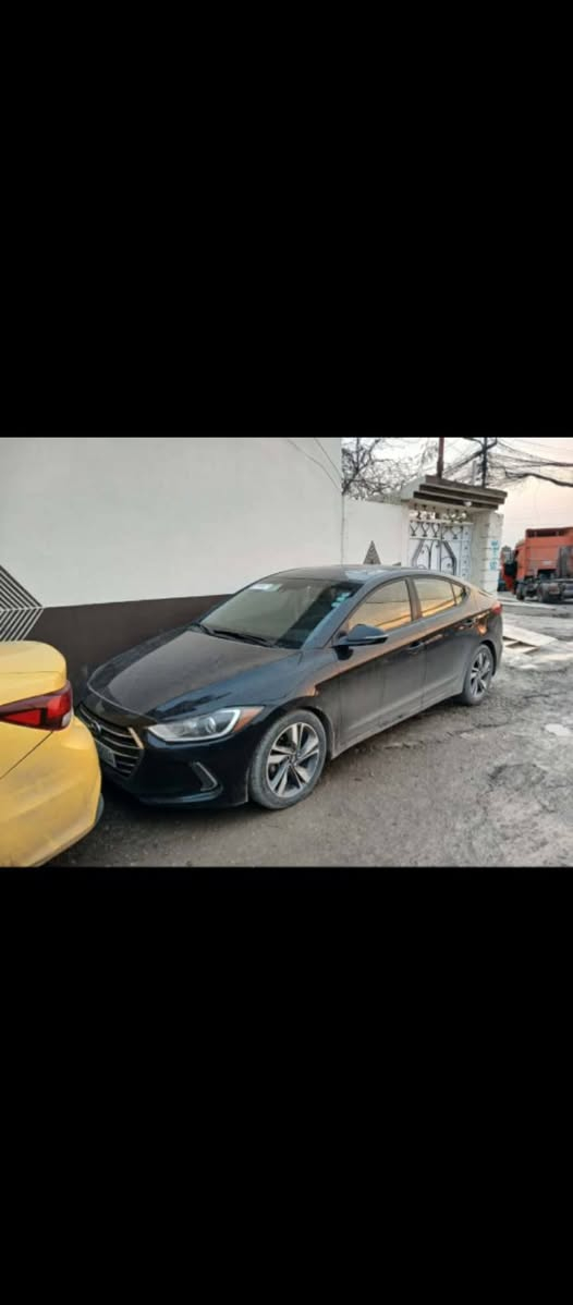 السلام عليكم النترا 2018 فول مواصفات فتحه سقف بصمه بيها قطعتين صبغ فقط مكينه وكير شرط السعر 117وبيها مجال مكاني موصل للتواصل ***********
