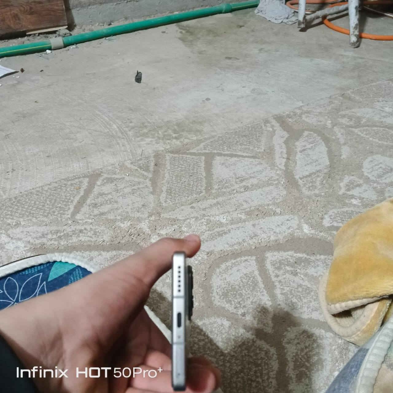 سلام عليكم للبيع انفنكس نوت 50بروه الجهاز جديد كامل ملحقاته ذكر 256عشويه 16 جديد كارتونه شاحنه لسلكي سعر الجهاز 310او بي مجال حك الجيه ***********
