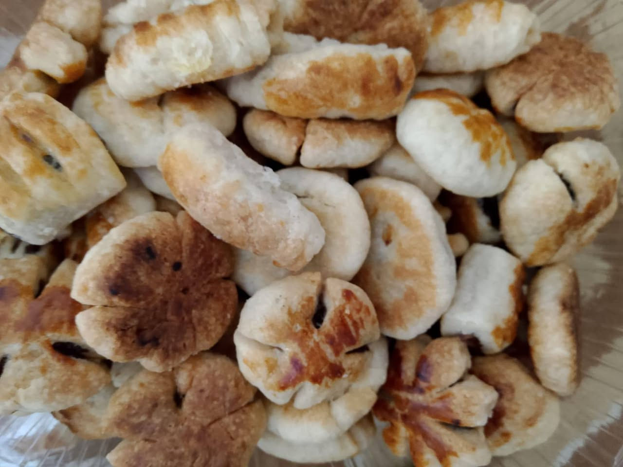 الكليجة العراقية 🇮🇶
ريحة البيت وطعم الأصيل 🤍
عجينة هشة ومحشوة تمر بنكهة الهيل، مثل ما تعودنا عليها من أيادي الأمهات.
طعمها يرد الروح ويخلي الذكريات تحچي 😍

💰 السعر: 4 آلاف دينار
جرّبها وخلي الطعم العراقي الأصيل يكون حاضر.🔥 لحم بعجين طازج 🔥

متوفر لحم بعجين طيب ولذيذ
عجين طري وحشوة لحم مرتبة ونظيفة

💰 السعر: ٤ آلاف
للطلب والاستفسار راسلونا خاص 📩


**إذا كنت صاحب هذا الإعلان وتريد حذفه لأي سبب، رجاءا أرسل رسالة إلى الدعم الفني**