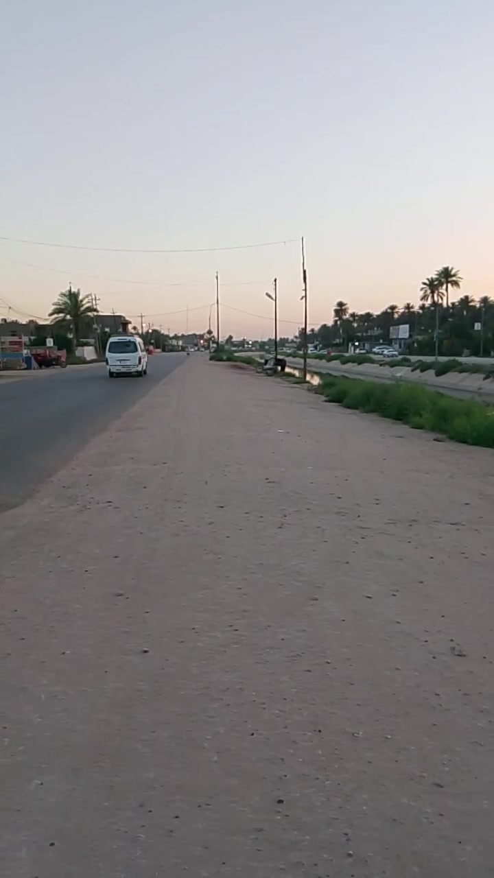 سلام عليكم أرض للبيع مساحه ١١٥٠ كربلاء الحسينيه منطقة أبو تمر سند ٢٥تحويل اسهم سعر ٣٢٥ توجد كافة الخدمات ***********
