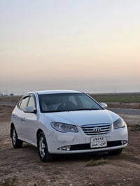 النترا • ٢٠١١ • طوز