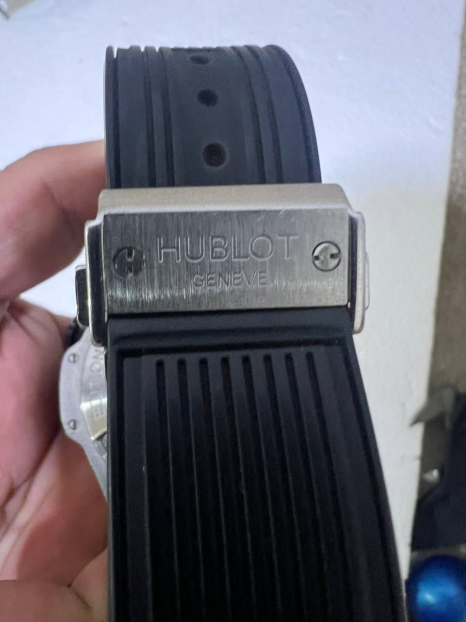 هابلوت بطاريه ياباني الأصل من ساعة هوبلو بيج بانج بي في دي يونيكو جولف 45 مم
سعر السويري 7000$ دولار 
سعر هاذي الساعه 300. الف عراقي للمهتمين فقط 
توصيل جميع المحافظات


**إذا كنت صاحب هذا الإعلان وتريد حذفه لأي سبب، رجاءا أرسل رسالة إلى الدعم الفني**