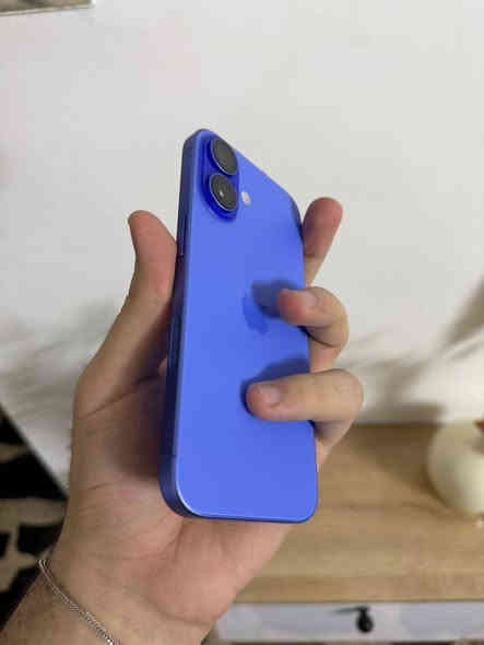 آيفون ١٦ عادي ذاكرة ٢٥٦ بطاريه ٩٧ نضيف كلش بعده بل ضمان مكفول من الشخط سعره ٨٧٥ وبي مجال بسيط بيع او مرواس ب ١٥ برو ماكس *********** مكاني رميثه
