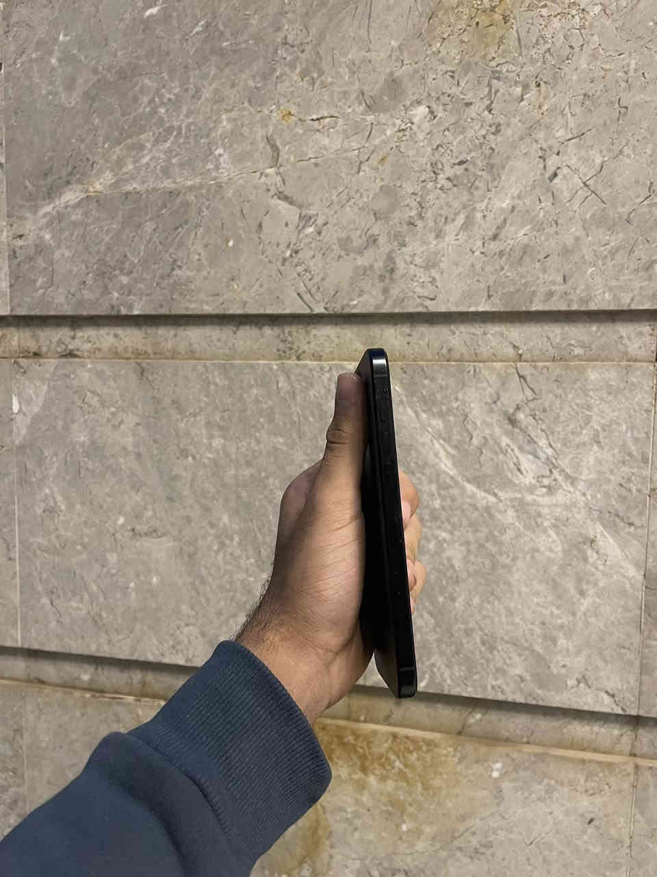 السلام عليكم اخوان ايفون 16 برو ماكس للبيع 
جهاز مكفول كامل ملحقات 
بطاريه 91
السعر 1225
مكفول الجهاز 
مكان جهاز بابل 
متوفر توصيل إلى كافه أنحاء العراق 
للاستفسار اكثر 
***********
