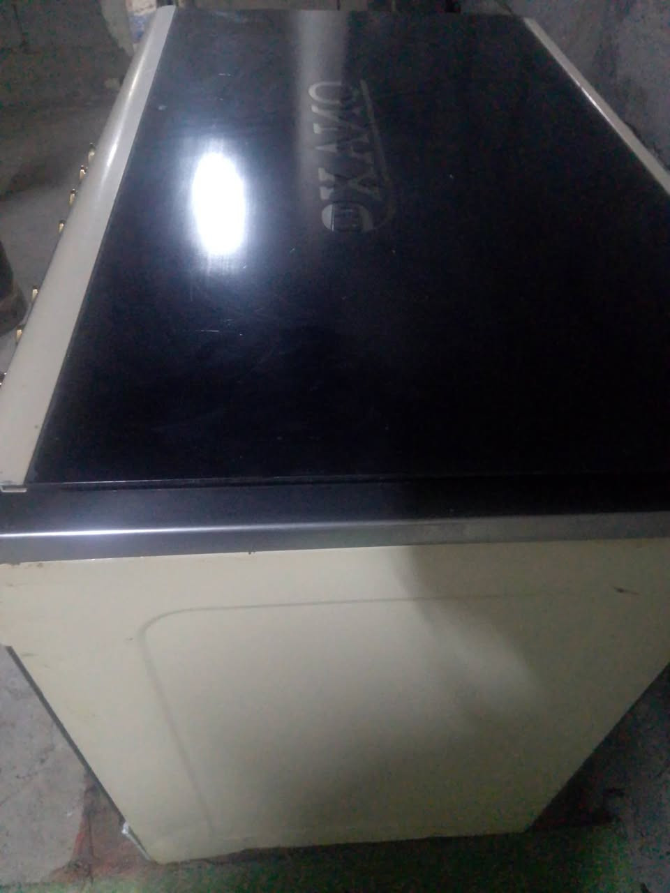 طباخ رويال مصري خمس مشاعل 
فرن فوك جوة شغال نارة 🔥 صافية حلوة 
آلي يرغب يتفضل خاص أو ت ص ***********
