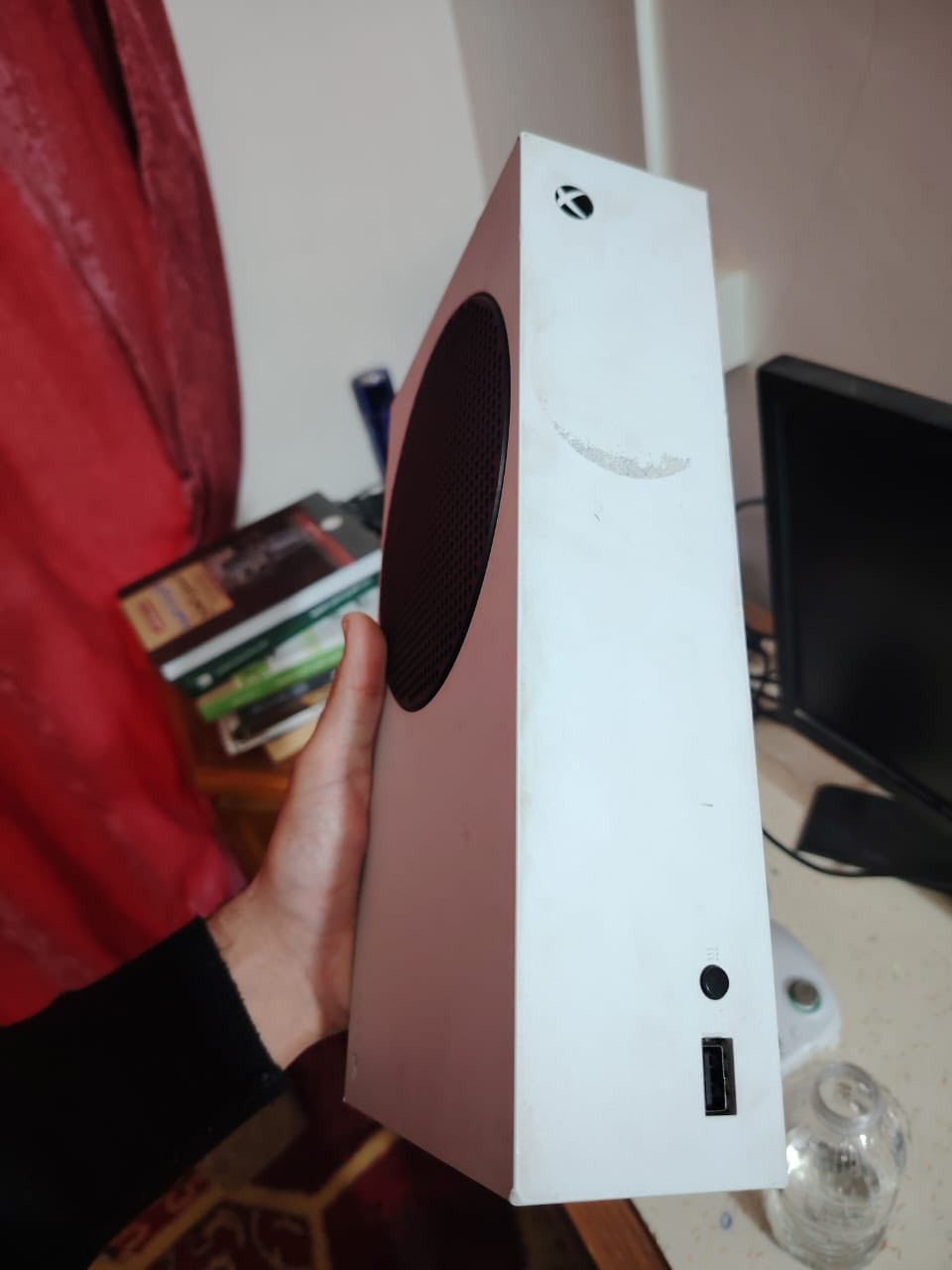 اكس بوكس للبيع مفتوح الجهاز
لغرض تبديل usb سعر جهاز
270 جوستك واحد 
ثنين جوستك  وماوس وكبيورد ب300
مكاني بغداد الجديدة 
رقمي ***********
