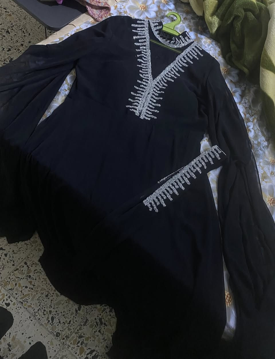 للبيع نضيف كلش قماش جرجيت  يلبس قياس 44/50 اريده ب 30 مكاني بغداد اكو توصيل


**إذا كنت صاحب هذا الإعلان وتريد حذفه لأي سبب، رجاءا أرسل رسالة إلى الدعم الفني**