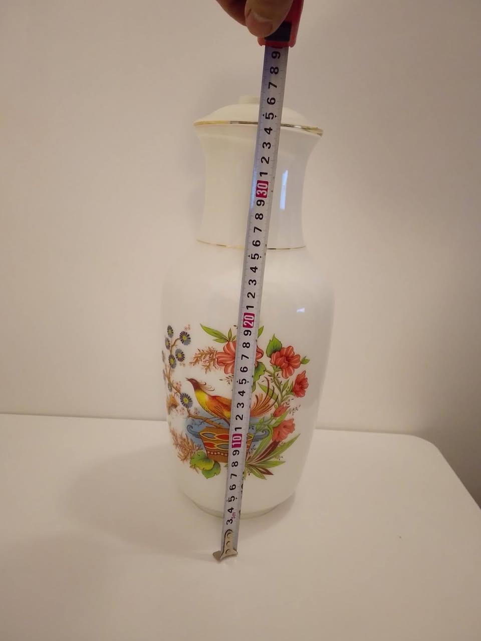 للبيع تحفه اجنبيه ارتفاع36 سم تقريبا سعر 30 الف مكاني بغداد اعظمية *********** توصيل ماعندي
