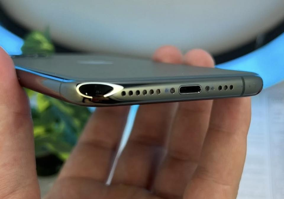 آيفون 11برو ماكس (دبل سيم )ذاكرة 256
بطارية 87 كله بلادي شرط تأخذ كامل غراض ويا الجهاز جديدجديد.السعر 425 الف. ***********
