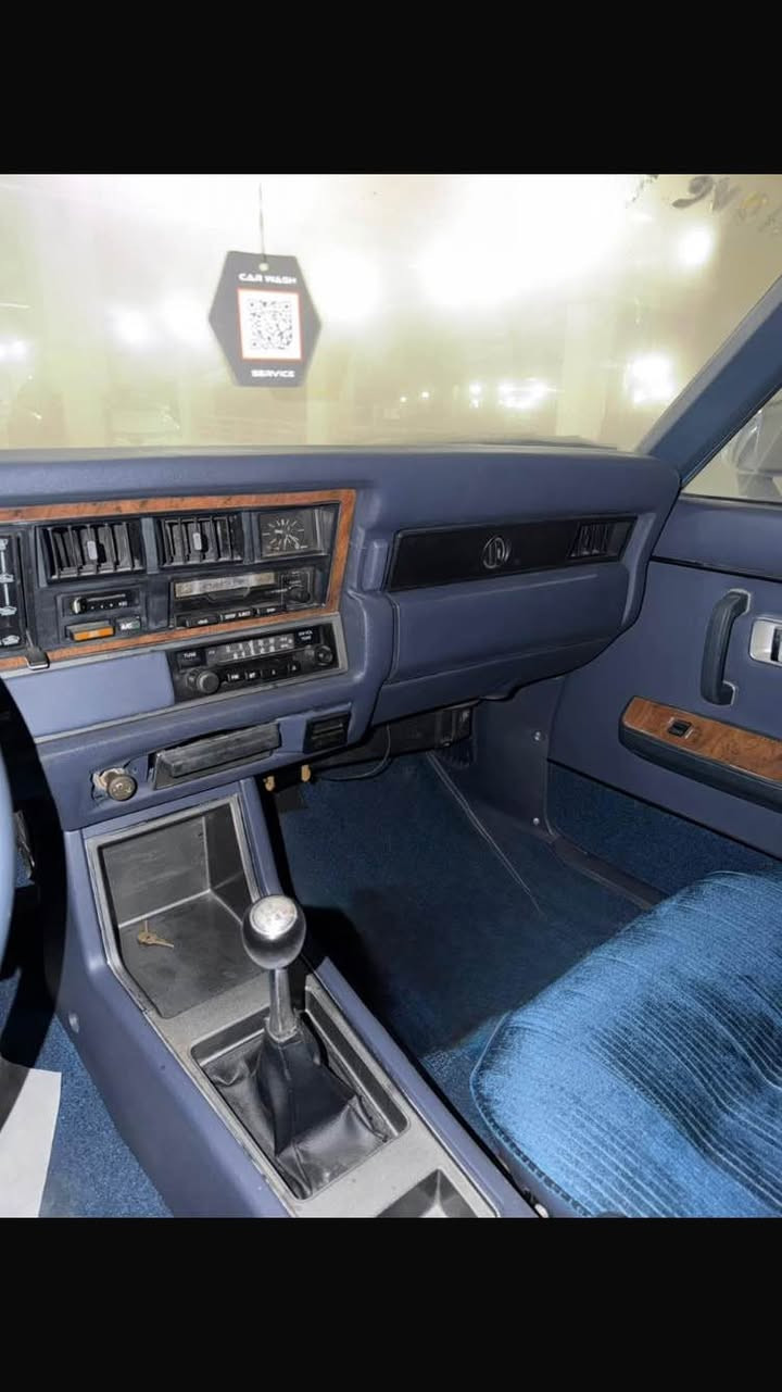 كراونن١٩٧٩ دعامي بوو دعامي بةشةرت بي ليدران سفر راگيراوة  هةموو شتي بةشةرت بؤ زانياري *********** أربيل, العراق
