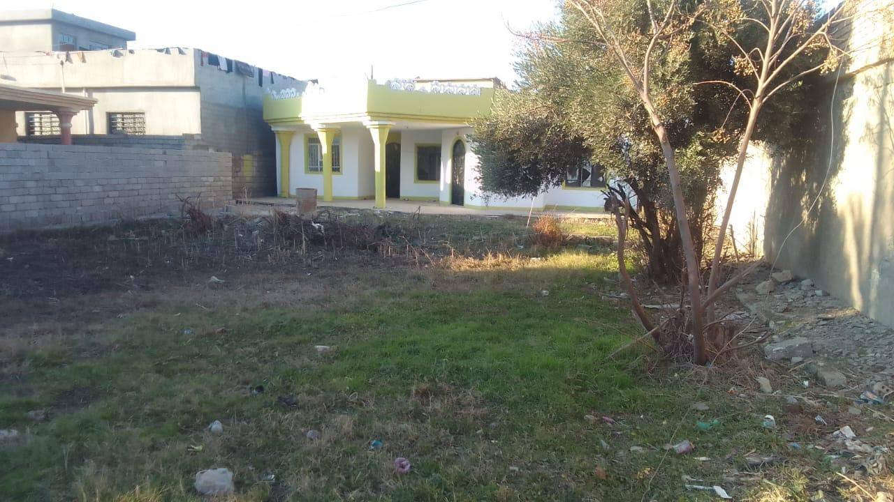 السلام عليكم
بيت للبيع 
الموقع بين كلية التربية والحي الصناعي وقريب على بستان الشيوخ والسوك وقرب الدور المحلية الي مقابل الاطفاء وعلى الشارع العام 
يقع على شارعين رئيسية 
البيت يتكون من ثلاث غرف وربعة وهول وموزع ومطبخ وصحيات كاملة داخلية 
المساحة 600 متر. متكون من قطعتين 
القطعة الاولى 300 متر سندي رسمي 
القطعة الثانية 300 متر سند بلدية وتكدر تسجلها بأسمك لانها محجوزة لنا
السعر 58 مليون وبيها مجال بسيط
للاستفسار اكثر الاتصال بالرقم 
***********
