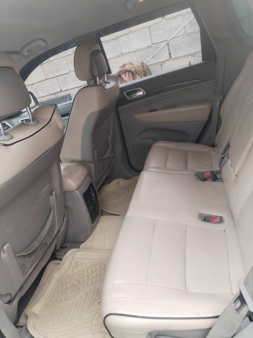 جيب 2012وارد امريكي بدون حادث قطعه صبغ وحده كامله اي نقص ما بيه محرك 3.6 تو ويل سنويه 2028. بعقوبة, ديالى


**إذا كنت صاحب هذا الإعلان وتريد حذفه لأي سبب، رجاءا أرسل رسالة إلى الدعم الفني**