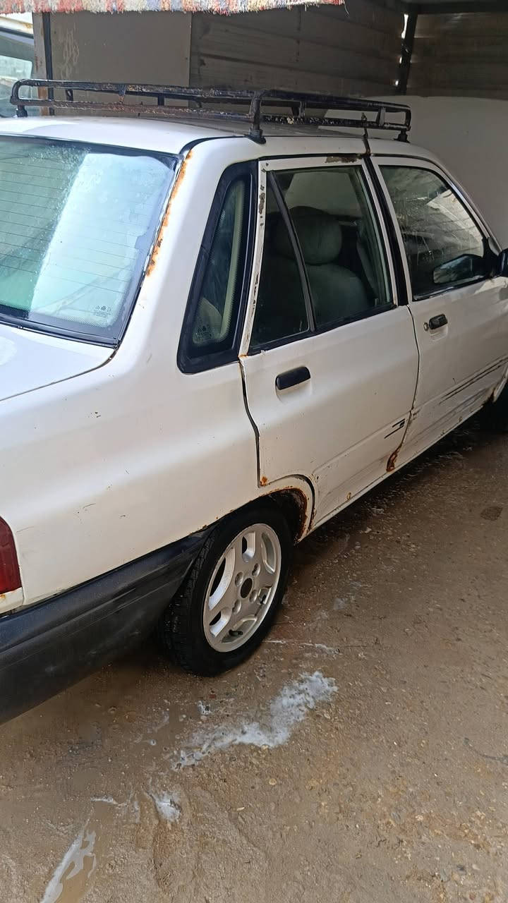 السلام عليكم  سابيه  نضيف حلواه موديل 12 سعر 40 بيه مجال قليل  رقم ***********
اتصال واتساب
