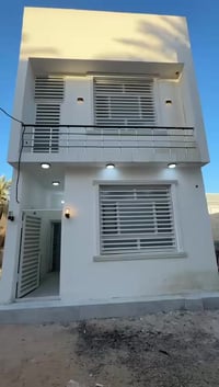 بوبيات عمود 41 • 57م • طابقين