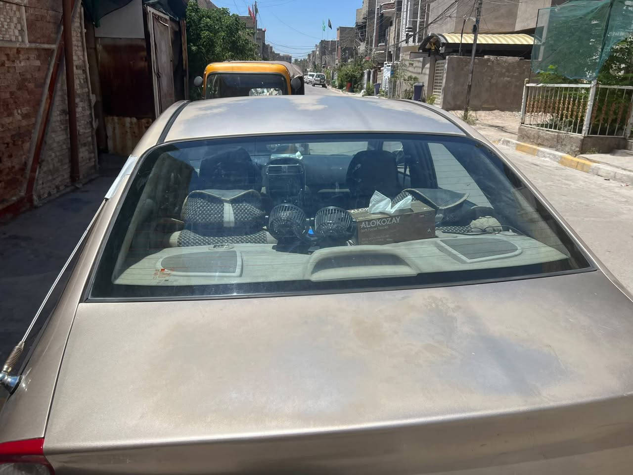 كيا سبكترا ٢٠٠٥
رقم بغداد 
مكان السيارة بغداد
السعر ٦٢
ت ***********
