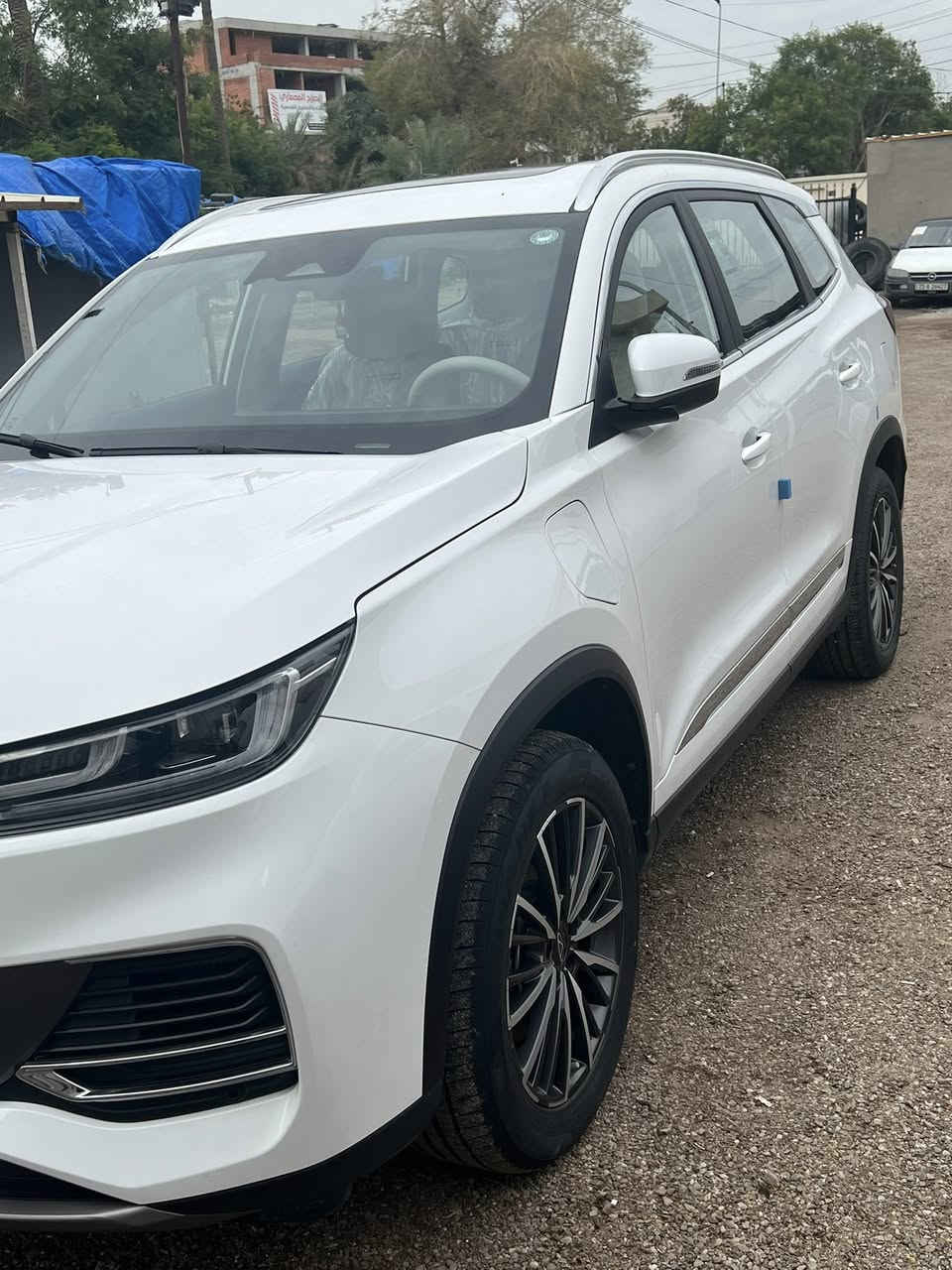 شيري تيجو ٨ بروماكس بلكن هايبريد . يعني  ۳ محركات سيارة شحن و كهربائي  و بنزين
المواصفات فول الفول
۳٦۰ درجة رادار 
۳٦۰درجة كامرة
كشنات كهربائي
كشن سايق خزن
كشن سكن مساج
كشنات تدفئة و تبريد 
خط المسار 
ثلاجة
تبريد قطعتين
شحن لاسلكي
ئوتو هولد
ئوتوبارك
سقف بانوراما
باب صندوق كهربائي
لايتات كلهن LED
٤ جام كهربائي و ئوتو
مرايات شفط
مرايات كهربائي
ئيشارة بامراية
بعد بي هواية موصفات 
اوامر صوتية
سيارة بعدة عل وضع الشريكة
سيارة ماشي 10 الاف كيلومتر
سيارة باسمي
سيارة رقم اربيل تحويل ثاني يوم 
مكفول من كلشي 
مكاني بغداد جادرية ***********
***********
