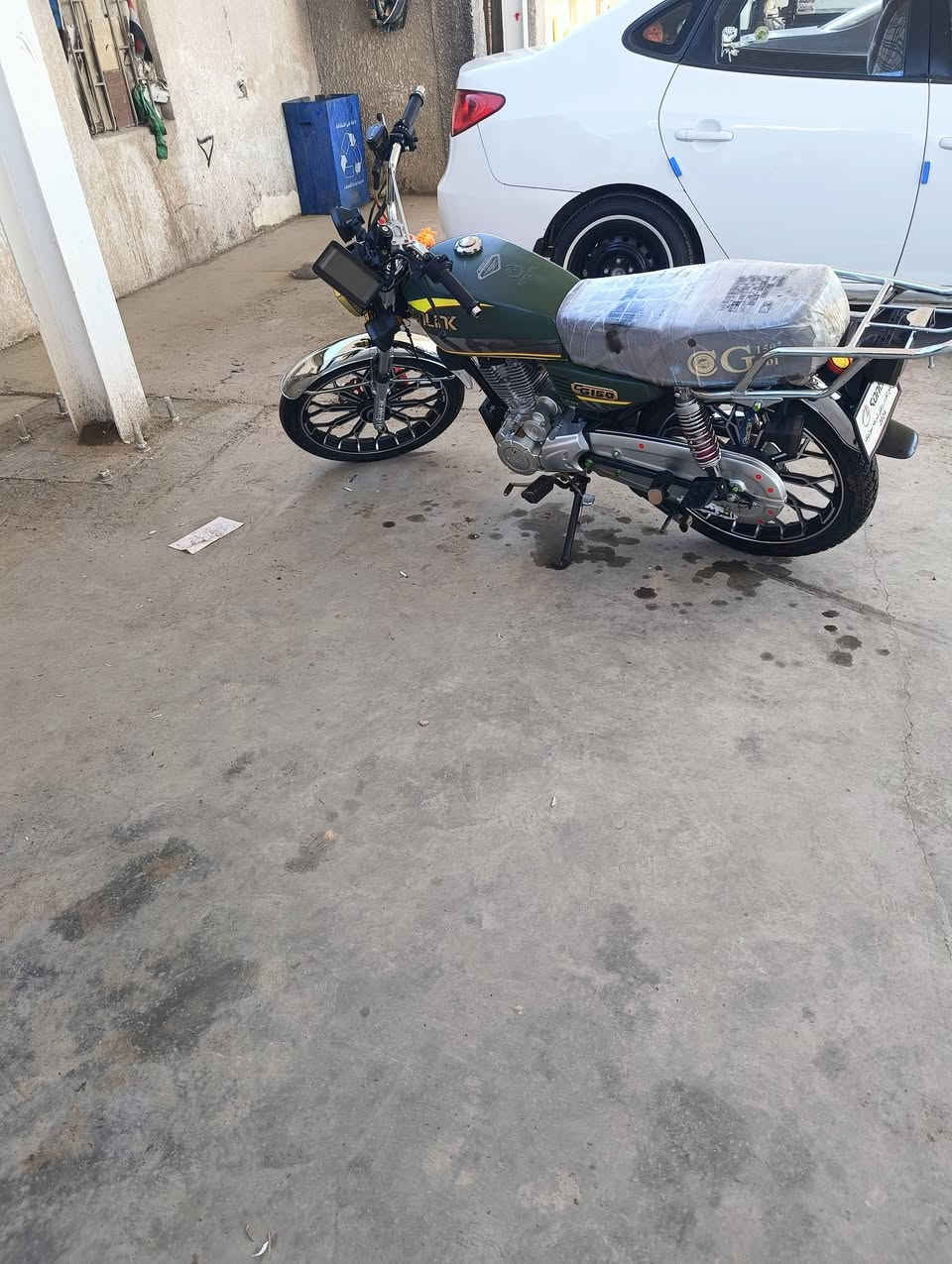 سلام عليكم دراجه سيفان سلف دراجه جديده 2024 ابيع بلا أوراق مكفوله كفاله عامه اكاتبك وين ماتريد دراجه اوراقه ضاعن وعندي اسنساخ الي يريده يراسلني خاص او يخابرني هاذه رقمي *********** السعر 850 وبيه مجال الطيبين وخادم مكاني نجف
