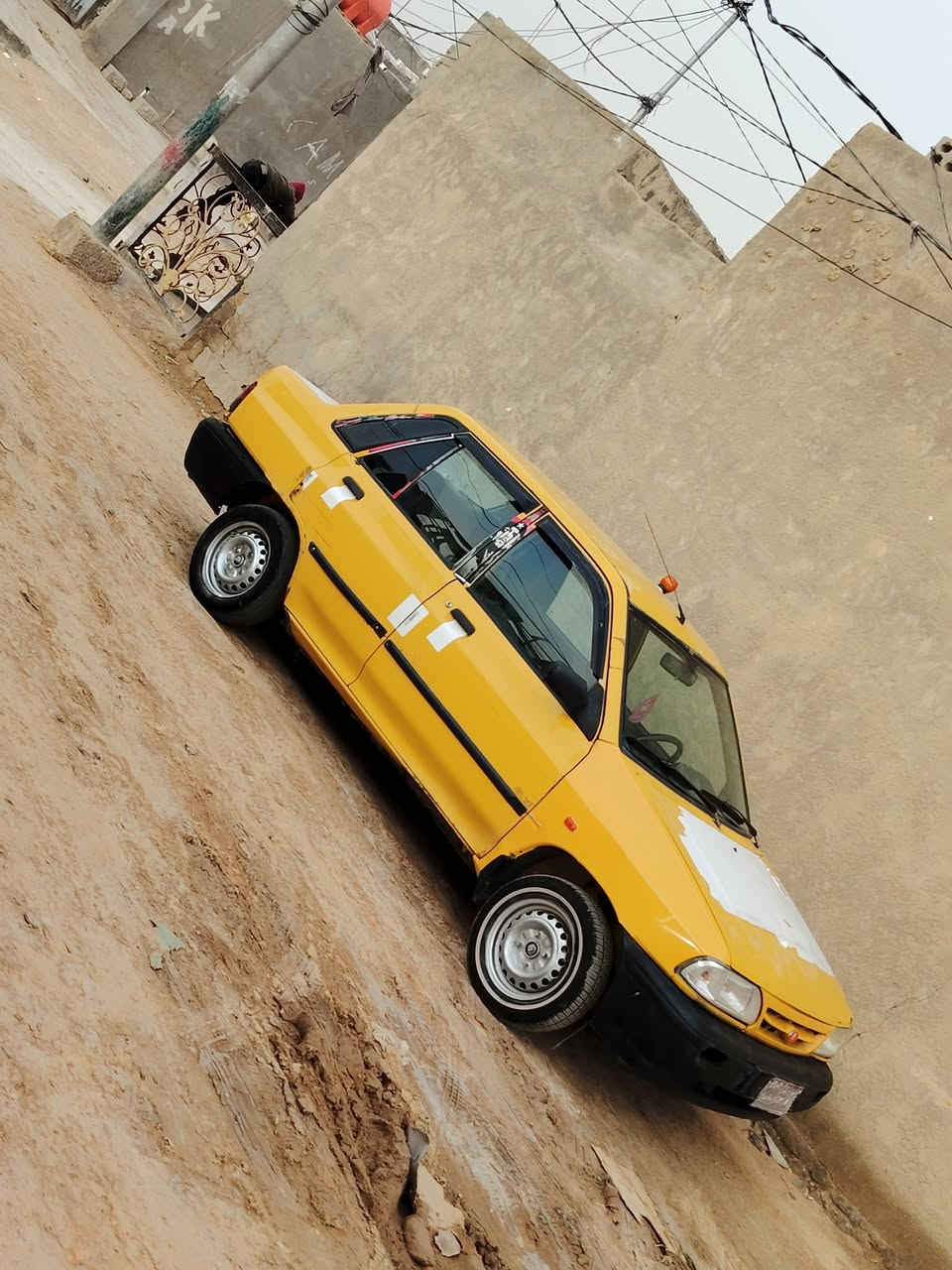 السلام عليكم شباب سايبه للبيع رقم صدامي بغداد موديل 2009 السياره جاهزه عله اخر حبايه مكينه كير حداديه كله جديد دواخله حلوه ابطاين توني شادهن جدد كهربائيته كله شغاله جام اربعه شغال لايت زنون راعيه بغداد ما واصله اكفله سرقه وعشائر فقط السعر مليونين وبيه مجال مكاني دوانيه قضاء غماس الرقم ***********
