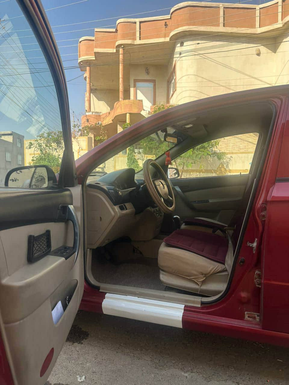 اڤیۆ 2009 مەکینە گەورە گێرتۆماتیک ناوزرد  چوارجام کاربا  گێرمەکینە تبرید تندو تۆڵی بشرت بێ نوقوستانی سێپارچە بویاغ بێ دەعم لێدراو سعری 59 ورەقە ***********
