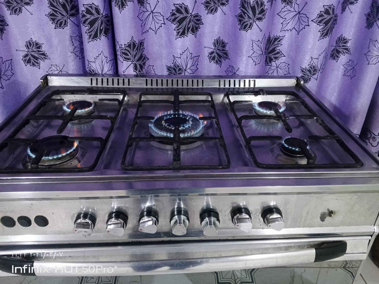 طباخ مصري شرط الشغل للبيع  عل فحص***********
