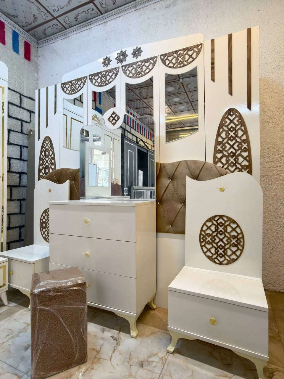 غرفة تركي🇹🇷 
٥قطع +
طابورية هدية 🎀
نضام ابواب
نضافة 90💯
سعر 550💵وبيهة مجال 
عمولة 20💵
شد ونقل داخل بغداد مجاني اطراف بغداد اضافة ٢٥ توصيل محافضات متوفر  تصعيد الغرف باجر 💵


**إذا كنت صاحب هذا الإعلان وتريد حذفه لأي سبب، رجاءا أرسل رسالة إلى الدعم الفني**