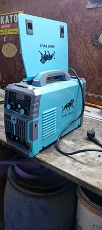 مكينة بيع • ميك+ولدن • جديدة