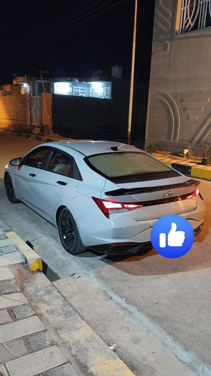 النترا 2022 امريكي 
مكينه 2000 فول مواصفات 
تحكم كامل قيادة ذاتيه
ذي قار انگليزي معوقين وكاله ثاني يوم
الضربه مرفقه بالمنشور باب السايق مبدل فقط صبغ جاملغ وباب السايق والباب الخلفي جهة السايق 
ماواصله للداخل الضربه ضربتها البلاد جهة السايق مدكر وبنيد راجعات ع البارد كلش بسيطات شبر مامحسوبات اصلاً 
السياره كلش جديده ما شاء الله وجاهزه ع آخر حبه
تخم تاير جديد ادامه كامله ماشيه 74  
مكانها سوق الشيوخ ***********

