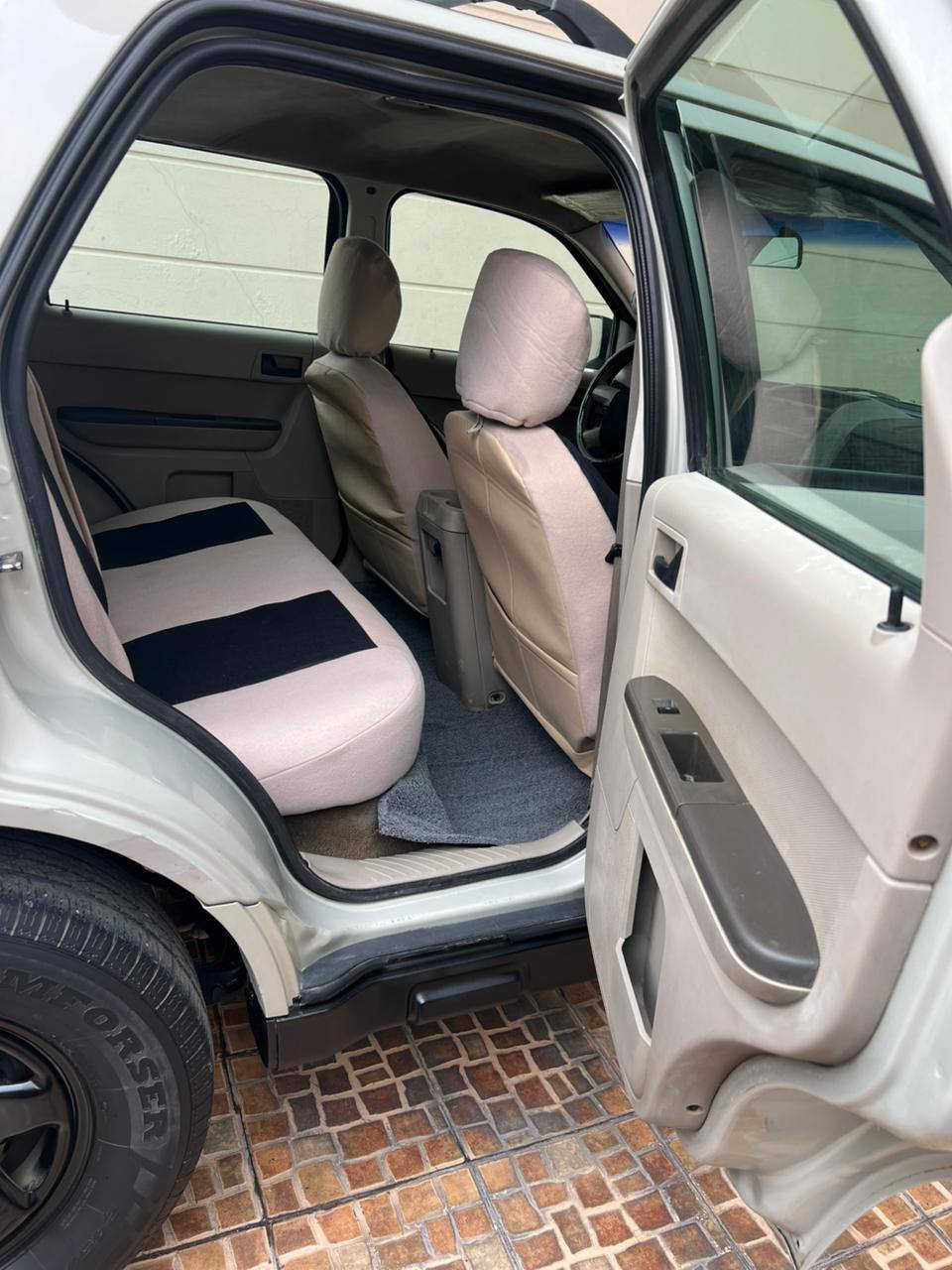 بسم الله الرحمن الرحيم..
‎السلام عليكم..
‎ السعر ٧٥ ورقة (٧٥٠٠)  قفل 
‎١. فورد سكيب ٢٠٠٨ وارد امريكي 
‎٢. ماشيه ١٧٧ الف وبيها صبغ موضح بالسونار 
‎٣. محرك ٤ سيلندر ٢٥٠٠ وضايفلها منضومة غاز وما تصرف ابد 
‎٤. رقم بغداد بأسمي ( رقم دولي + هزة وسنوية جديدة)
‎٥. محرك وكير وتبريد وحدادية وتايرات نظيفة
‎٦. السيارة ٥ راكب وبيها ملاحضات ( حدادية الاماميه بيها صوت بسيط + الخلفيه جديدة + اضويه بالدشبول مشتغله) 
‎مكان السيارة بغداد وبيع فقط بدون مراوس 
‎الي ما تعجبه ياخذ اغاتها ان شاءالله والتوفيق للجميع يارب 
‎للأستفسار اكثر 
‎ ***********
