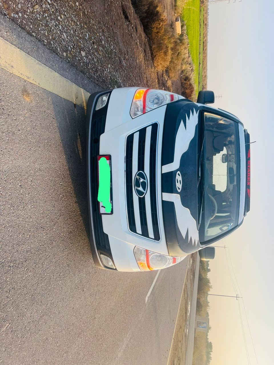 ستاركس موديل ٢٠١٦ مفتوح محور مسكر سبلين رقم بصره  جديد مصفره هيئه وغرامات وضريبه السياره بسمي
مكينه كير حداديه دواخل تبريد  مكفول البدي صبغ جاملغ خلفي وجاملغ أمامي وقبق جنطه شواصي الغود خيس ماكو جاهزه وخير من الله كل نقص ما بيها هزه جديده 
مكنها ميسان  
السعر ١٨٢ وبيها حق الجيه 
اي ستفسار الاتصال على ***********او ***********
