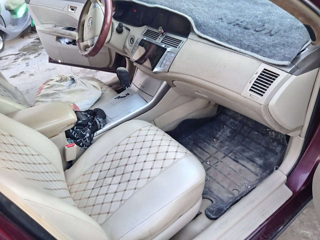 افلون للبيع موديل 2006 رقم بغداد اتصل ***********
