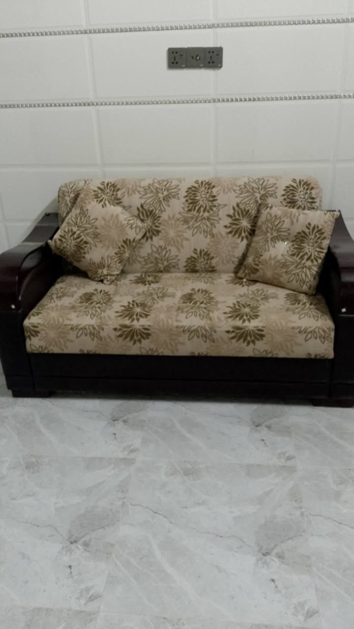 #للبيع طخم   #عررراقي ثقيل جدددأ لابي ضررر ولا كسر #موصل فقط   #السعر 300 ثلاث قطع كبار   والباقي #قطع اصغر


**إذا كنت صاحب هذا الإعلان وتريد حذفه لأي سبب، رجاءا أرسل رسالة إلى الدعم الفني**