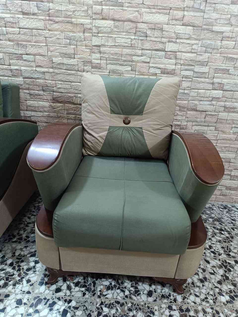 تخم تركي 10 مقاعد مودرن أخو الجديد المكان كوفه ***********
