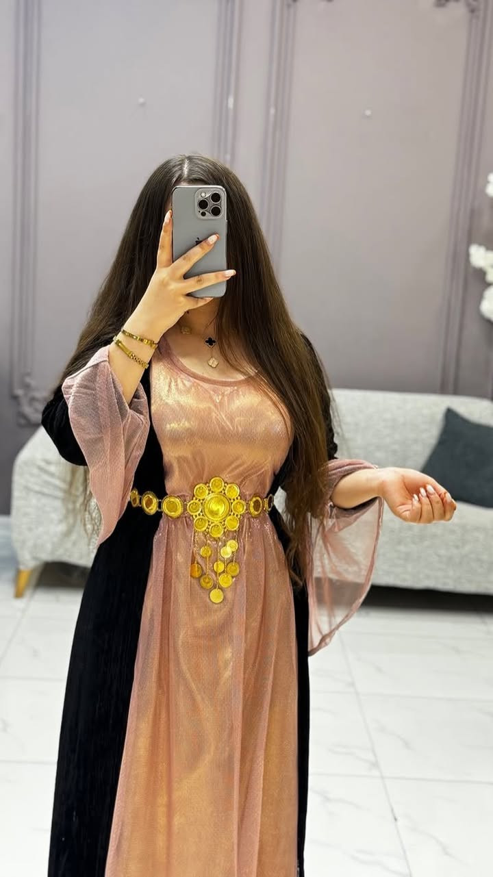 خاتوونە گوڵەکانم زیاتر لە ٥٠ پارچەی  جیاواز تەنها لەیەک پۆستا کام لەم پارچانە دڵخۆزی تۆیە دەتوانی داوای بکەیت گەیاندن هەیە بۆ هەموو کوردستان وعێراق 
کراس ، کەوا، هیلەک ژێری کراسی کوردی بەردەستە😍


**إذا كنت صاحب هذا الإعلان وتريد حذفه لأي سبب، رجاءا أرسل رسالة إلى الدعم الفني**