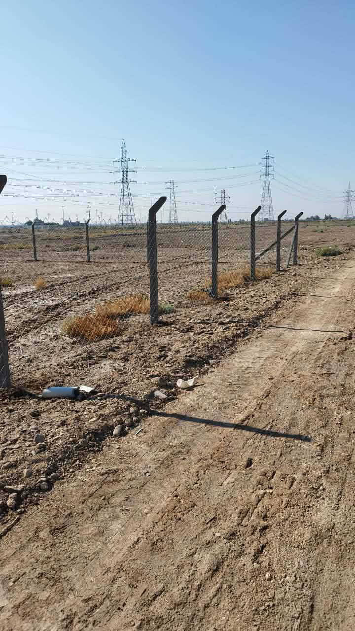 السلام عليكم  قطعه مسيجه /وجه 20/ونزاله 30/القطه وره محطت كهرباء شراي يدلل ***********
