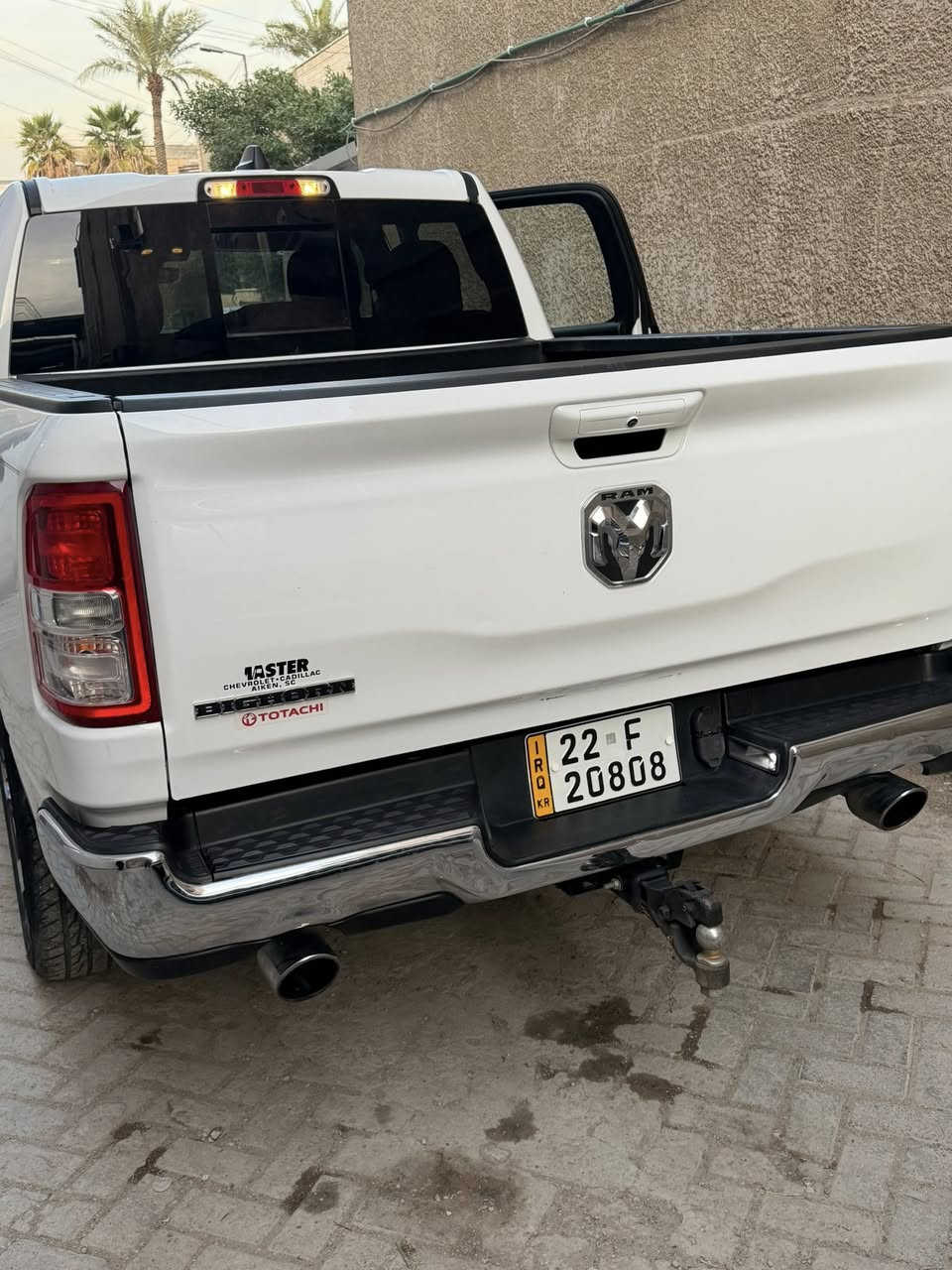 دوج رام بك هورن موديل 2021
مكينه 5700/ ماشيه ٩٤ الف
باب طويل بدي قصير
السعر ٢٧٠ 
التواصل /***********
