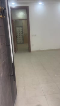 دارللايجارمليون الاعظميةشارع عمرفرع دانيةيحتوي على ٣غرف نوم للحجزوالاس...