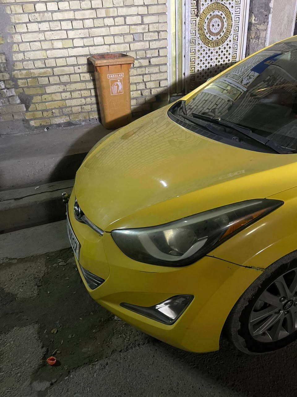 سياره موديل 16 حادثها طخه خفيفه فقط كير مكينه تخم تاير تبريد جديد سياره مال بيت سياره بسمي/***********
