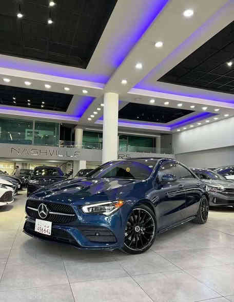 السلام عليكم  للبيع مارسيدس CLA250 
موديل 2023 
كلين مكفوله كفاله عامه  
فول مواصفاات
2000 تيربو 
4سلندر  
اللون نيلي مميز
ماشية 34  الف كيلو  
السيارة مرقمه رقم اربيل الجديد  
السعر 330 ورقة وبيها مجال 
مكان السيارة بغداد
للتواصل والاستفسار ***********
