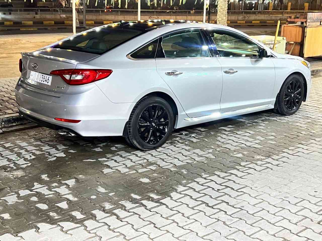 سوناتا 2016 فول لميتد VIP
اعلى فئه بالسوناتا رقم بابل بأسمي 
الموصفات 
بصمه 
بنراما 
كشنات جلد 
كشنات تدفئة تبريد 
كشنات اثنينهن كربائيات
ستيرن تدفئه
خزن ميموري 
تحديد مسار 
مانع انصدام 
مري قلاب عند الرجوع
مثبت سرعه 
3 وضعيات قياده 
رادارات جانبية 
رادار امامي 
رادار خلفي 
بردات خلفيه 
حساسات خلفيه 
كاميرا دواره 
صندوق ذكي يفتح عند الاقتراب 
لد امامي 
حاجب امامي مال خليجي تفصيخ اصلي كرستال 
لد خلفي 
دوسه نيكل 
دبل كزوز 
محرك 2.4 بانزين عادي بدون دوانز
تبريد ثلج 
سايد بريك بصمه 
اوتو هولد 
شاشه كار بلي 
حاكيه 
تبريد بيانو 
تبريد ذكي عند المخابره ينصه التبريد 
السياره كلين حادثها فقط الجامه الخلفيه  مكسوره وبالعراق بارد صغير بقبق الصندوق وشخط  صغير بالهلال
مكان السياره نجف
سعر السياره 150 وبيهه مجال
***********
