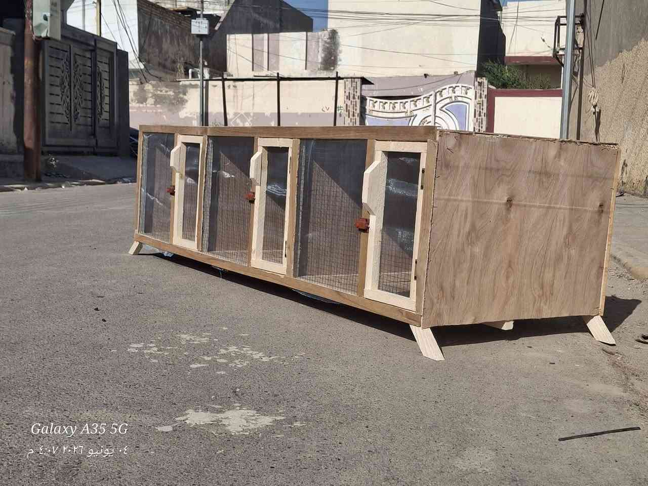 خانات تبزير شغل اليوم لأحد الاخوة 
دبل سيم طبقتين 
سيم بك 
وسيم مغلون
السعر ٥٥ الف
توصيل داخل الديوانية ***********
نعمل بتصميم انواع والاقفاص
