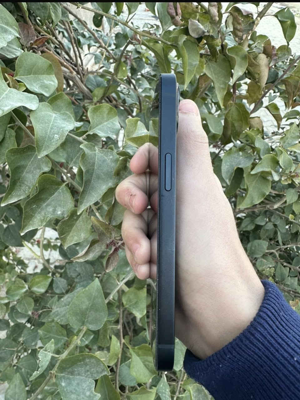 سلام عليكم
آيفون 13عادي 
ذاكره 128
بطاريه 91 
كفاله عامه شرط تفحص يالله تاخذه 
نموذج M عربي شرق اوسط 
نضافه 100/100 
لون مميز نيلي 
دبل سيم كارت خطين مو خط واحد 
ملفاته كامله الاصلي كارتونه  و شاحنه 
عنوان نجف حي النصر مهندسين 
للاستفسار اكثر خاص أو لاتصال علا رقم الهاتف 
***********
